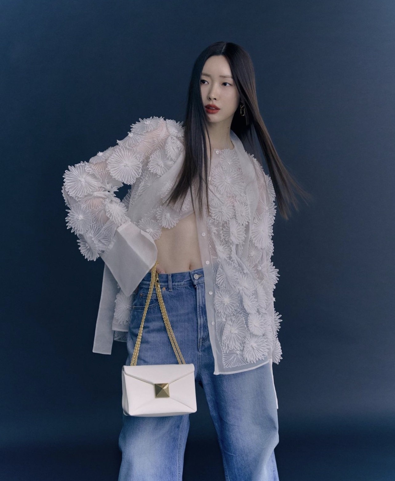 “Mãn nhãn” với những khoảnh khắc sao Hàn diện túi xách hàng hiệu cực xịn